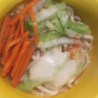 白菜とにんじんの力うどん